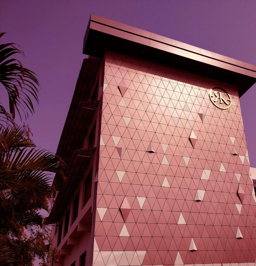 Hotel Rk Residency à Tiruppur Extérieur photo